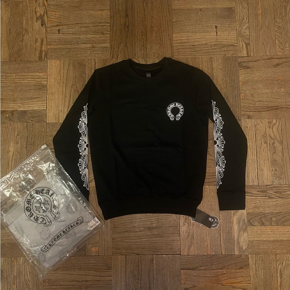 Black Chrome Hearts Crewneck